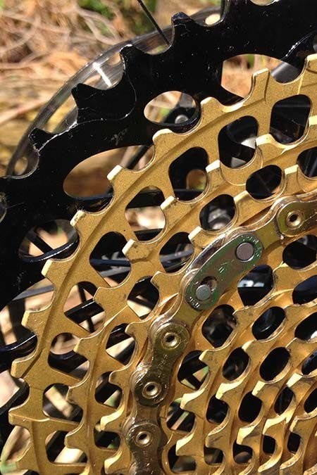 SRAM XX1 Eagle 12 Speed Chainset and HollowPin chain